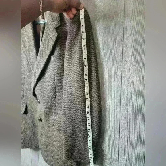 Men's Johnatha Reid Botany 500 wool blazer. - Picture 12 of 12